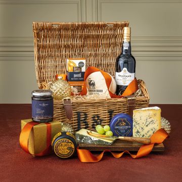 The Cheese Connoisseur Selection 