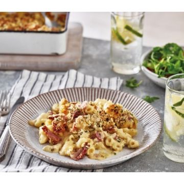 Cook Mac Cheese with Smoky Bacon Serves 2