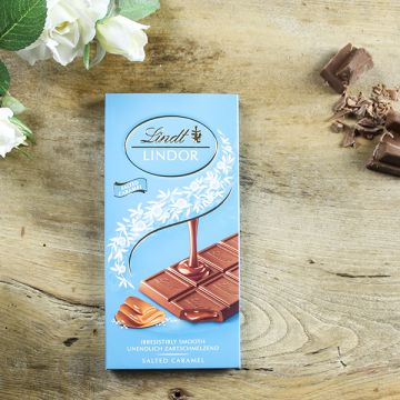 Lindt Lindor Milk Salted Caramel Bar 100g