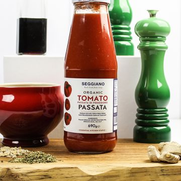 Seggiano Classic Organic Tomato Passata 690g