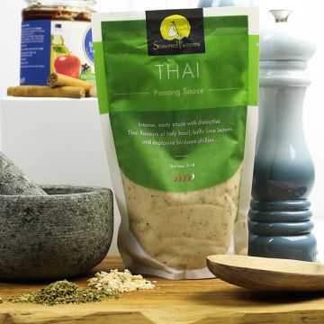 Season Pioneers Thai Panang Sauce 400g
