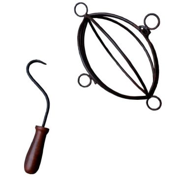 Tripod Roaster