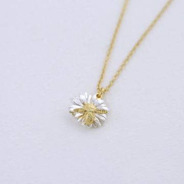 Alex Monroe Daisy Necklace With Teeny Weeny Bee (Silver & Gold)