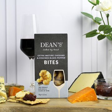 Deans Mature Cheddar and Black Pepper Bites 90g