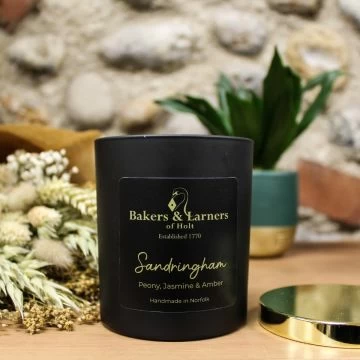 Bakers & Larners Sandringham Candle 220g