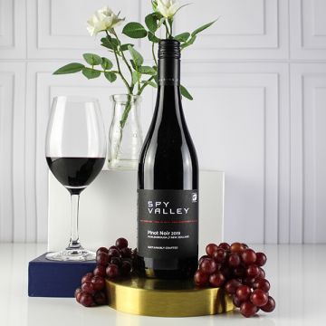 Spy Valley Pinot Noir